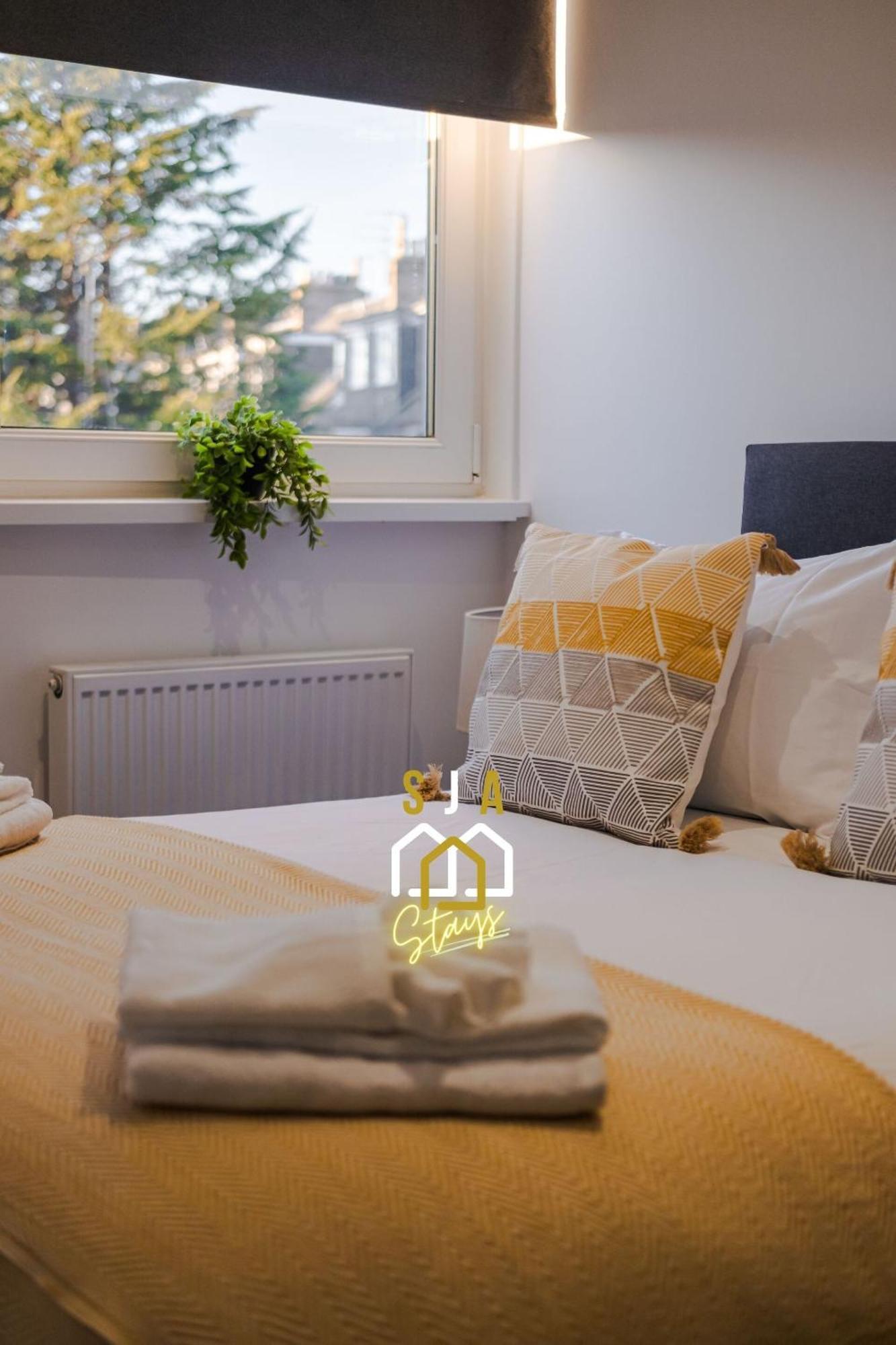 Apartment Holburn - Sja - Modern 3 Bed *